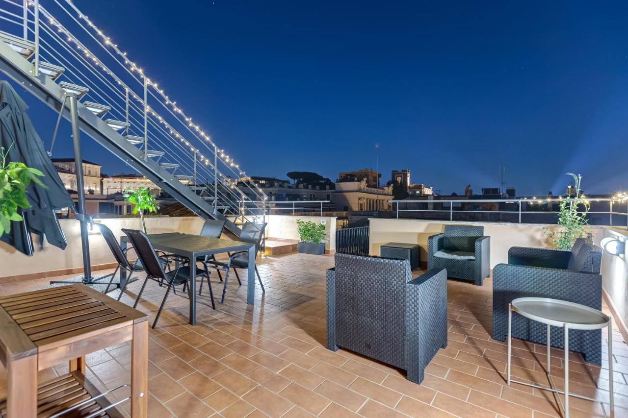Vivilo Roma Trevi - Luxury Experience - Private Jacuzzi On Terrace - Insane View Hotel Екстериор снимка