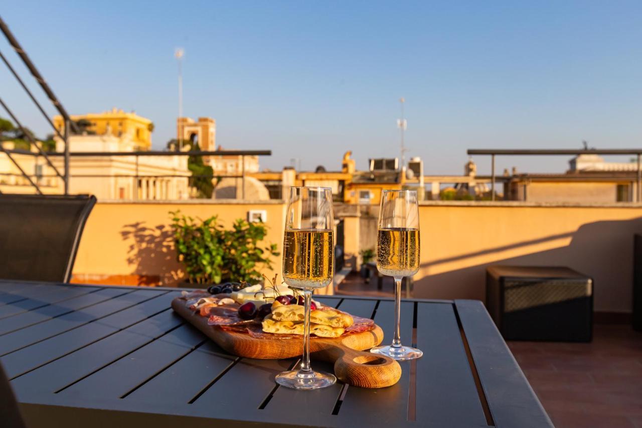 Vivilo Roma Trevi - Luxury Experience - Private Jacuzzi On Terrace - Insane View Hotel Екстериор снимка