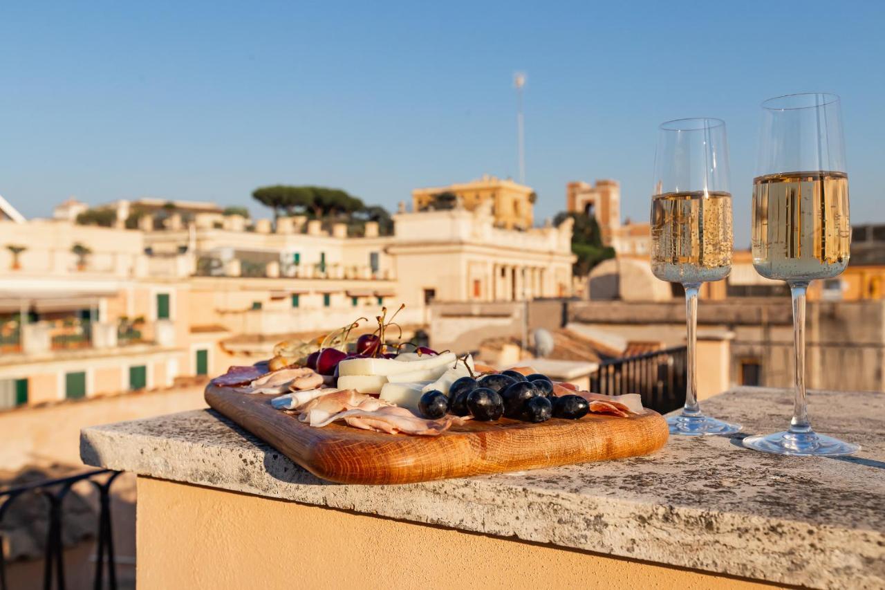 Vivilo Roma Trevi - Luxury Experience - Private Jacuzzi On Terrace - Insane View Hotel Екстериор снимка