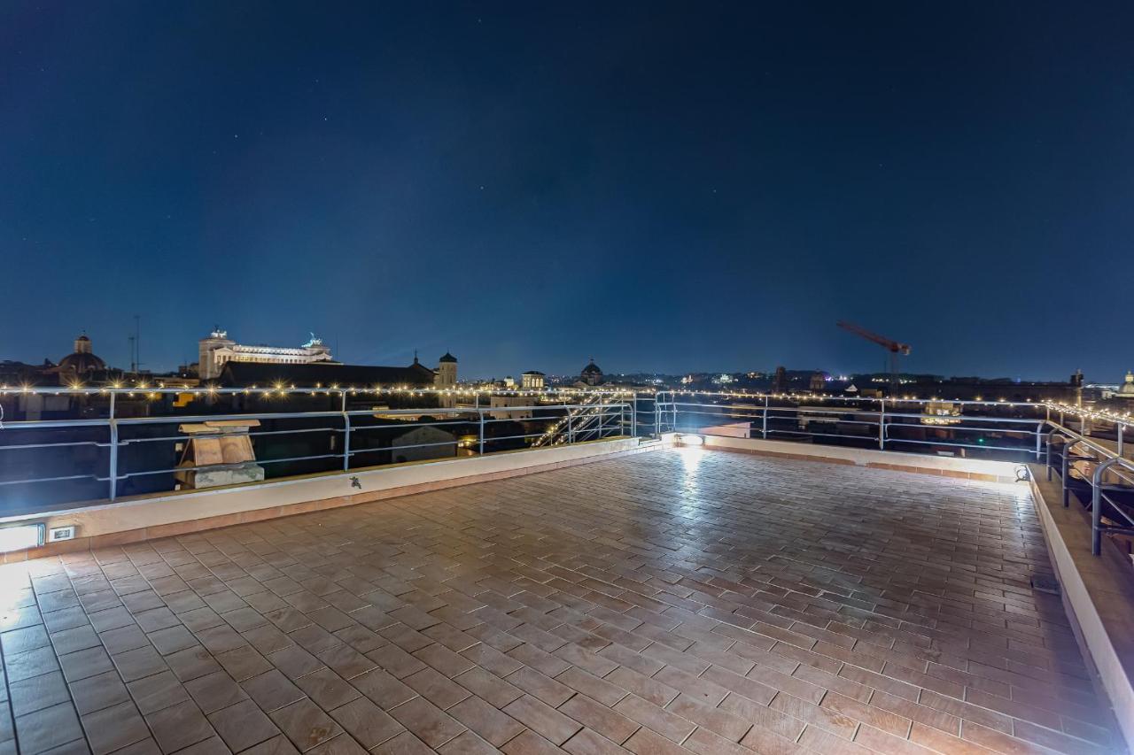 Vivilo Roma Trevi - Luxury Experience - Private Jacuzzi On Terrace - Insane View Hotel Екстериор снимка